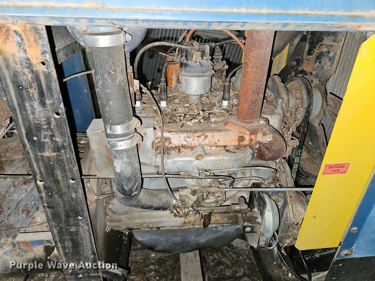 image for item LM9220 Miller Trailblazer 55G  welder