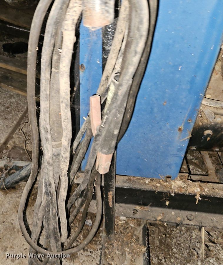 image for item LM9220 Miller Trailblazer 55G  welder