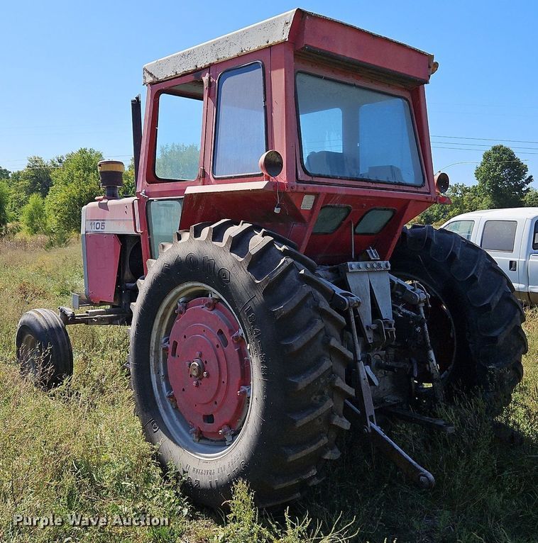 image for item LM9230 Massey Ferguson 1105  tractor