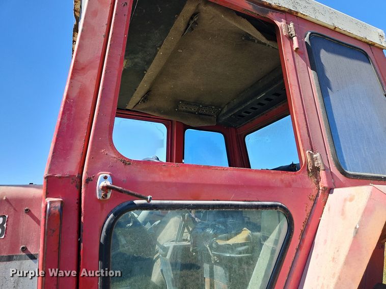 image for item LM9230 Massey Ferguson 1105  tractor