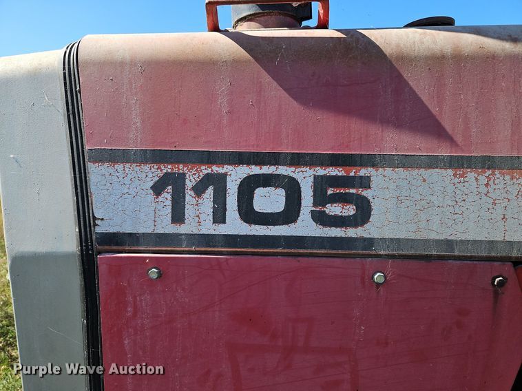 image for item LM9230 Massey Ferguson 1105  tractor