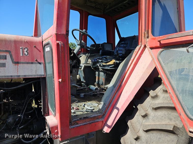 image for item LM9230 Massey Ferguson 1105  tractor