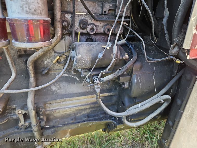 image for item LM9230 Massey Ferguson 1105  tractor