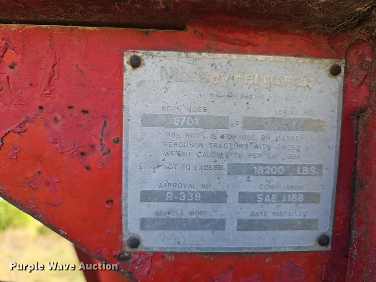 image for item LM9230 Massey Ferguson 1105  tractor