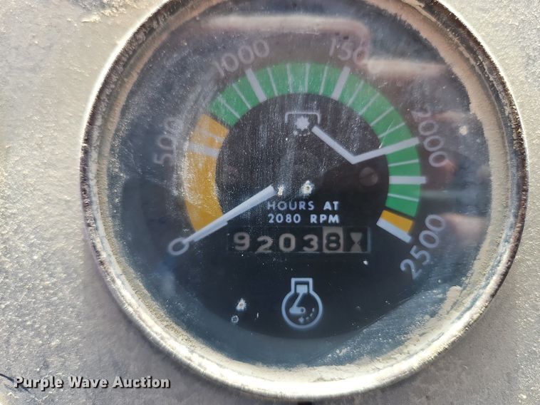 image for item LM9230 Massey Ferguson 1105  tractor