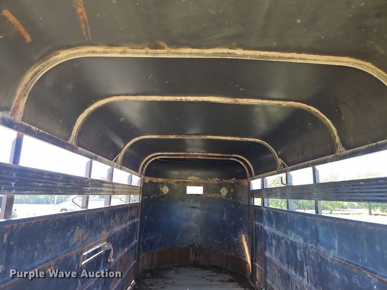 image for item LM9232 1990 Ponderosa  livestock trailer