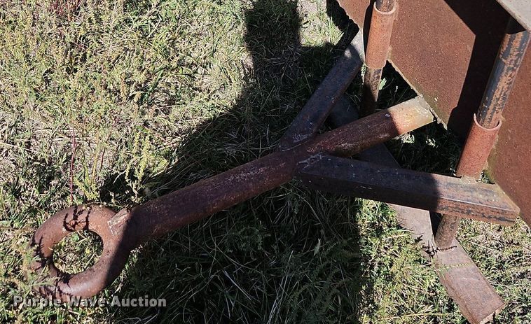 image for item LM9233 Creep feeder