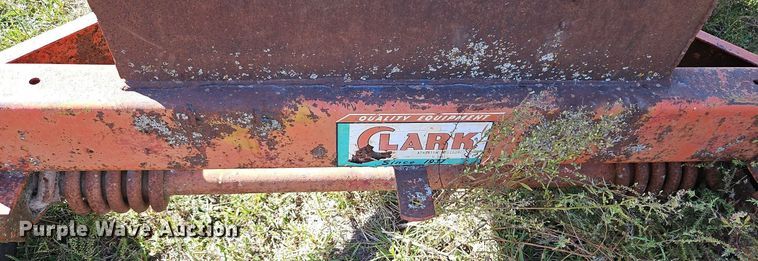 image for item LM9233 Creep feeder