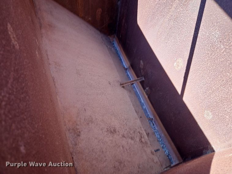 image for item LM9233 Creep feeder