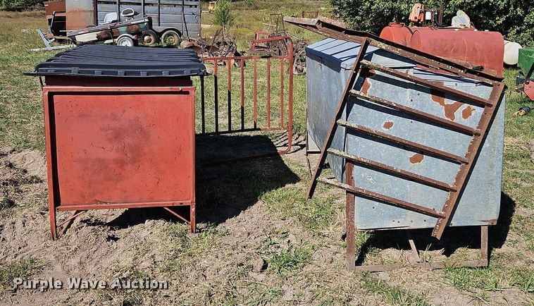 image for item LM9234 (2) creep feeders