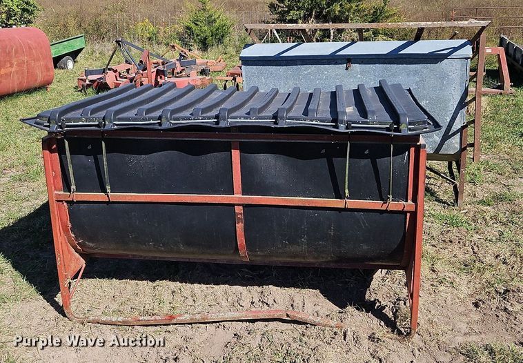 image for item LM9234 (2) creep feeders