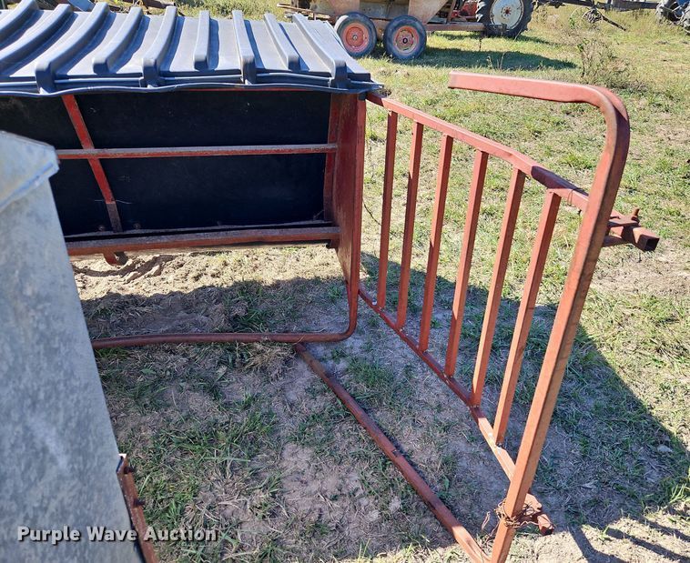 image for item LM9234 (2) creep feeders