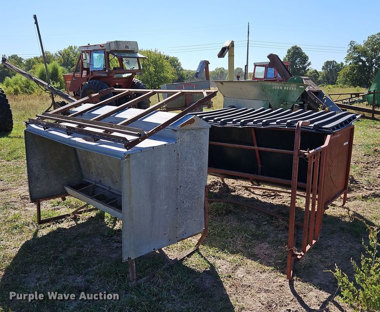 image for item LM9234 (2) creep feeders