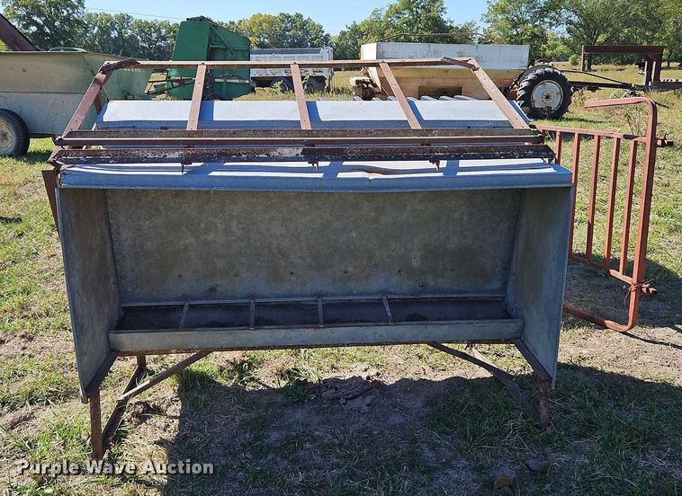 image for item LM9234 (2) creep feeders