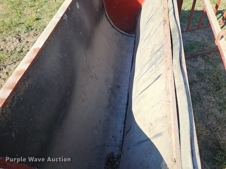 image for item LM9234 (2) creep feeders