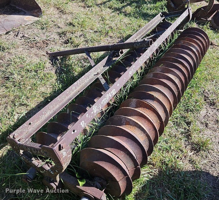 image for item LM9235 Tillage equipment