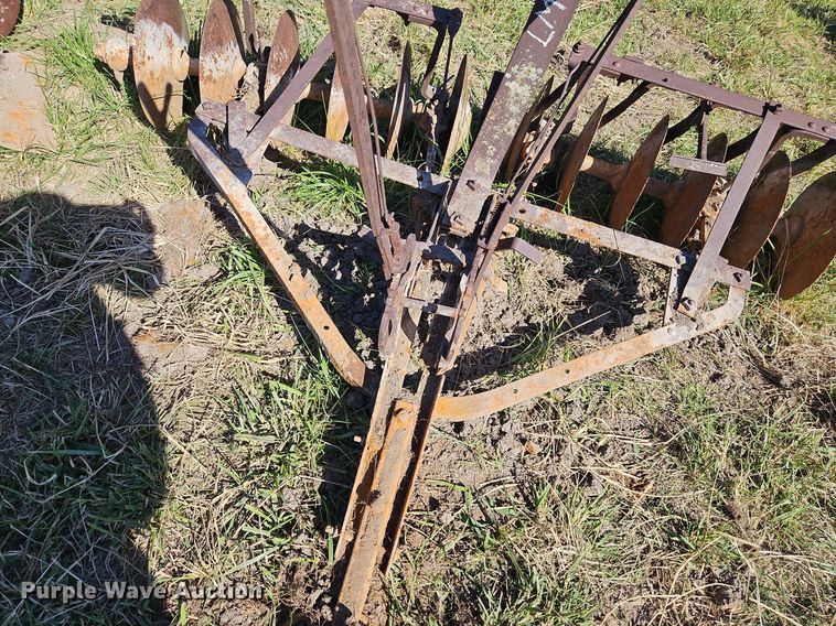 image for item LM9235 Tillage equipment