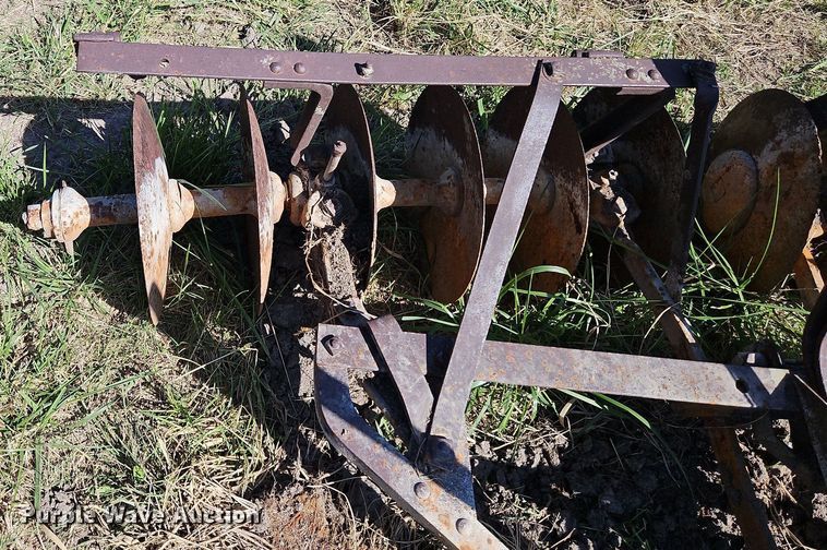 image for item LM9235 Tillage equipment