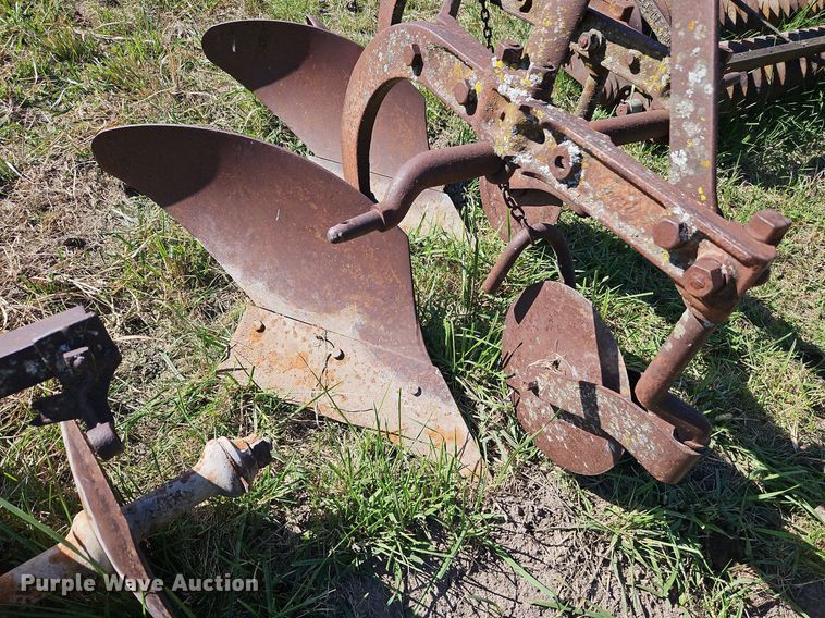 image for item LM9235 Tillage equipment