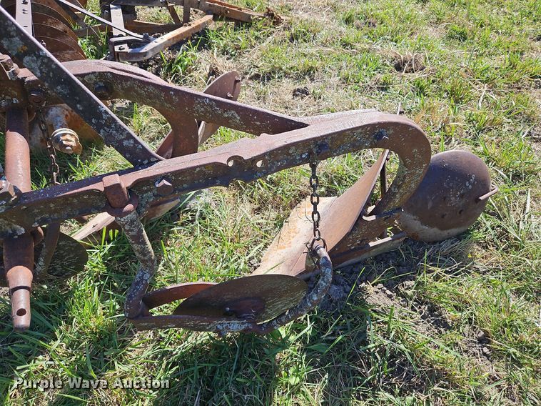 image for item LM9235 Tillage equipment