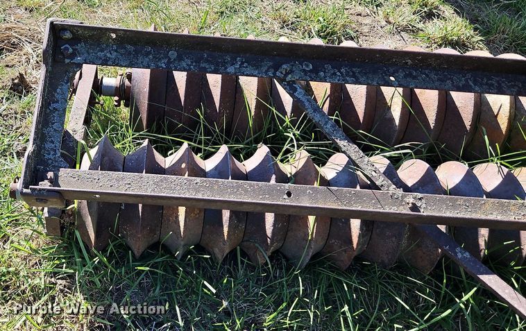 image for item LM9235 Tillage equipment