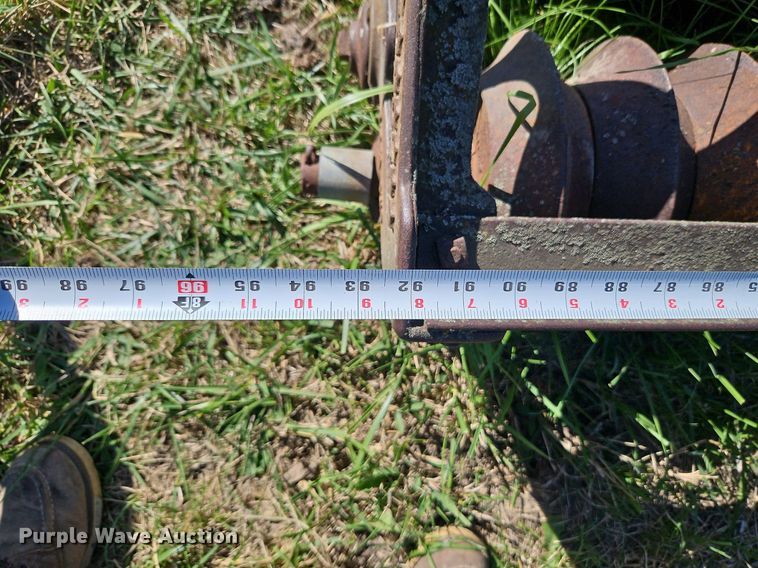 image for item LM9235 Tillage equipment