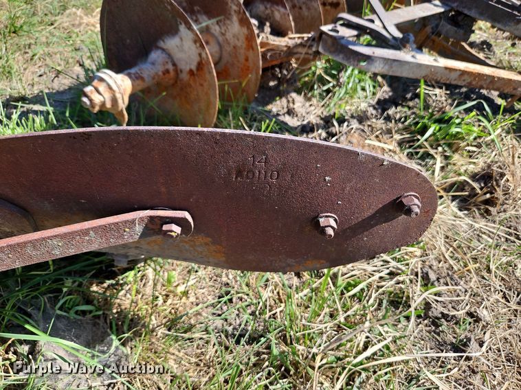 image for item LM9235 Tillage equipment