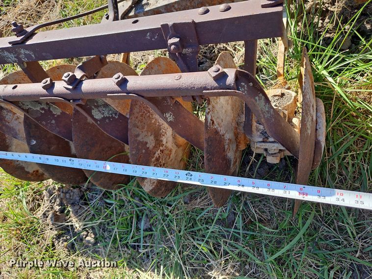 image for item LM9235 Tillage equipment