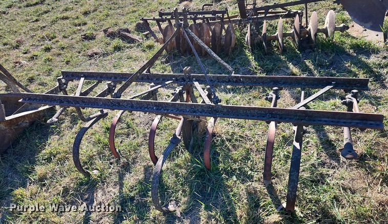 image for item LM9236 Tillage equipment