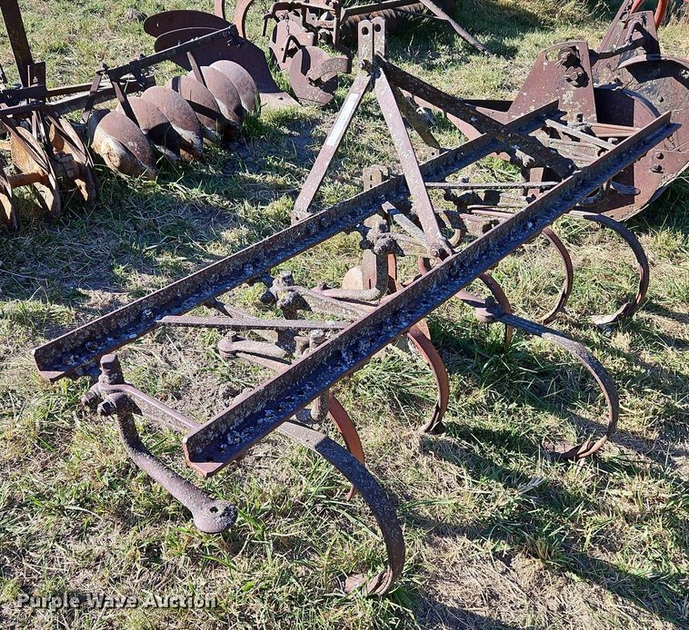 image for item LM9236 Tillage equipment