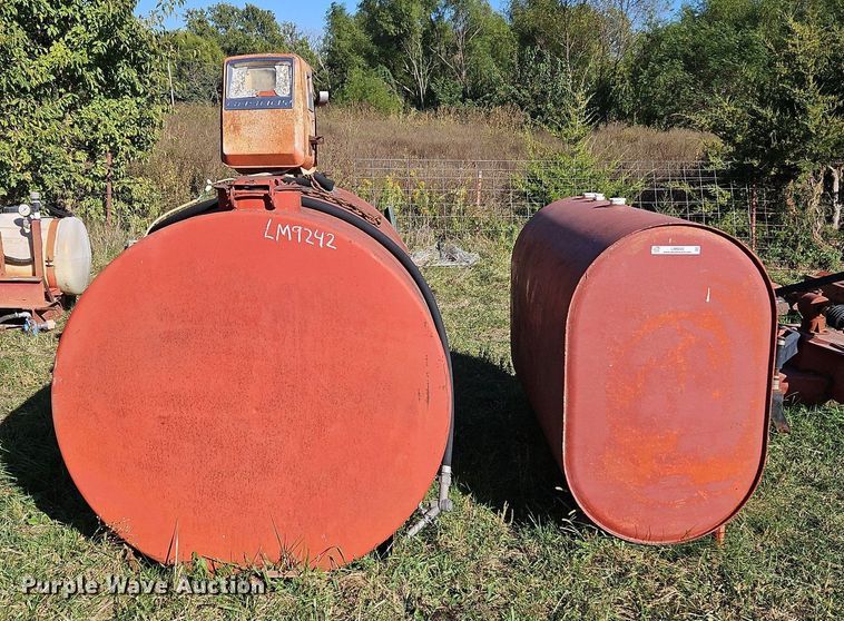image for item LM9242 (2) fuel tanks