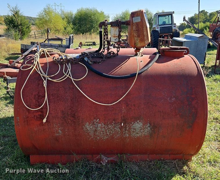 image for item LM9242 (2) fuel tanks