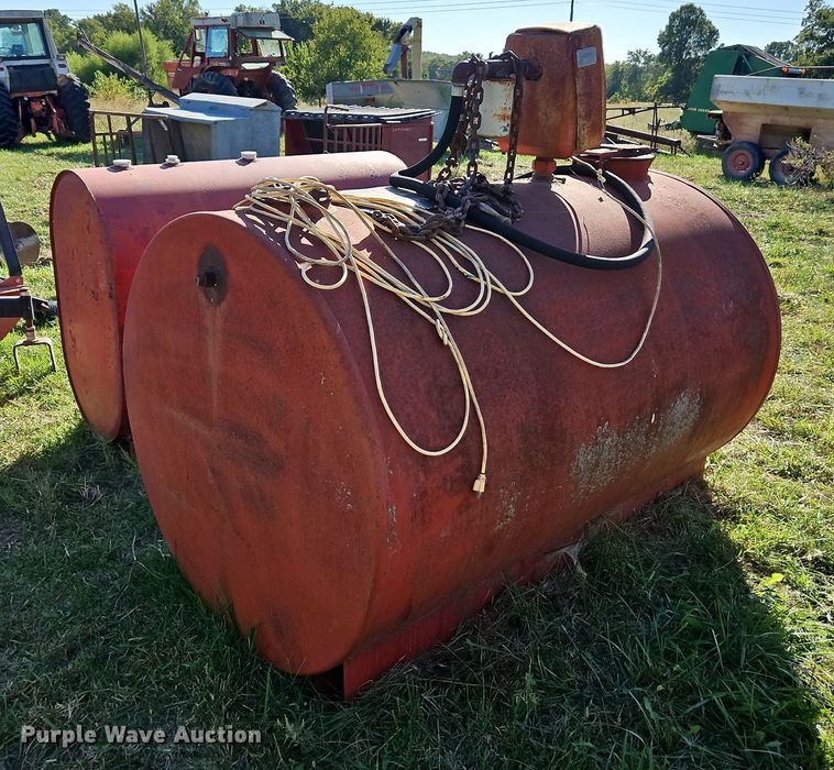 image for item LM9242 (2) fuel tanks