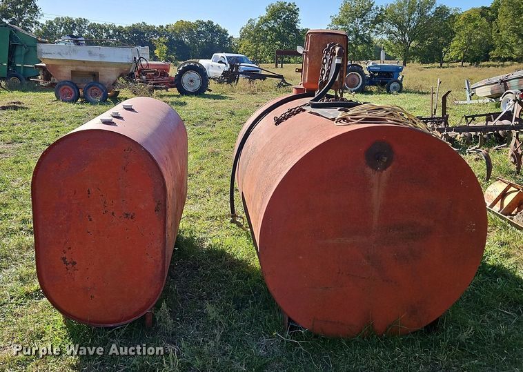 image for item LM9242 (2) fuel tanks