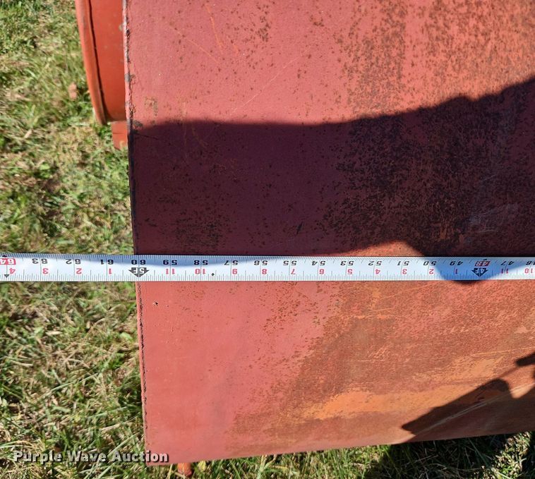 image for item LM9242 (2) fuel tanks