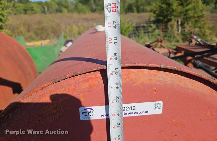 image for item LM9242 (2) fuel tanks