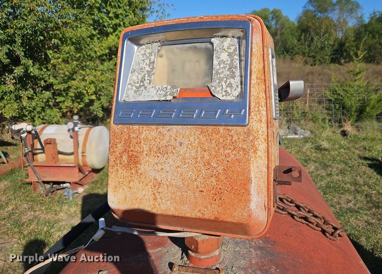 image for item LM9242 (2) fuel tanks