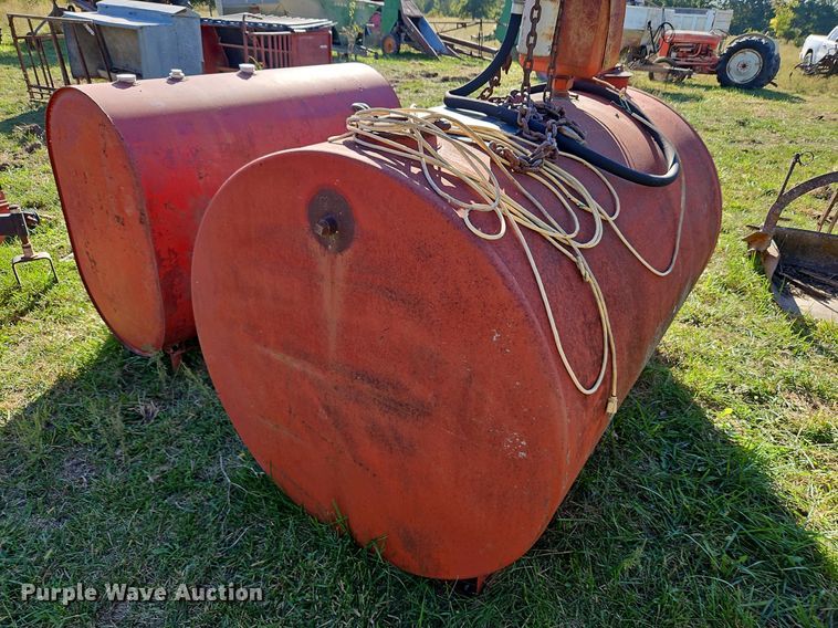 image for item LM9242 (2) fuel tanks