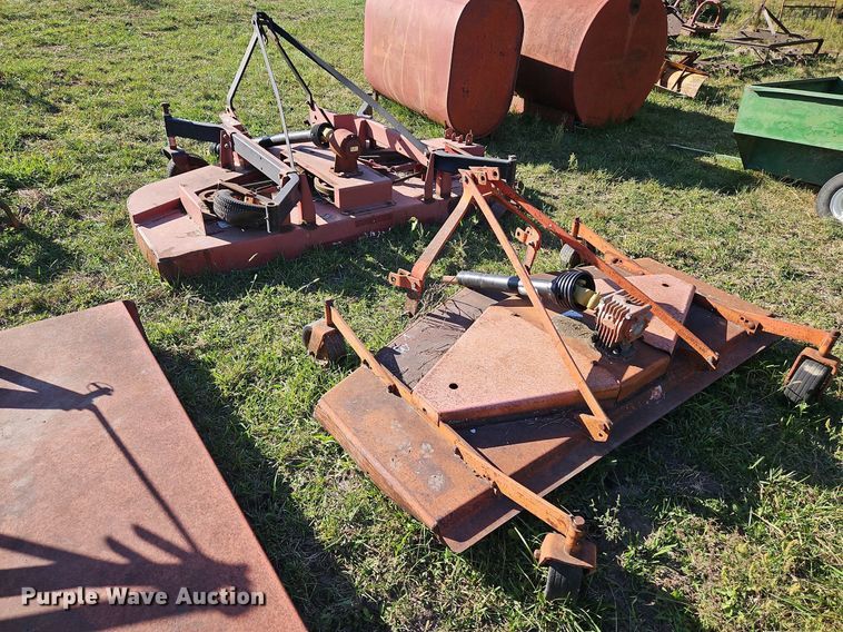 image for item LM9243 (2) finish mowers