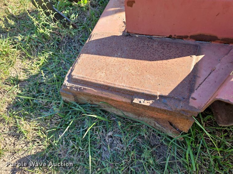 image for item LM9243 (2) finish mowers