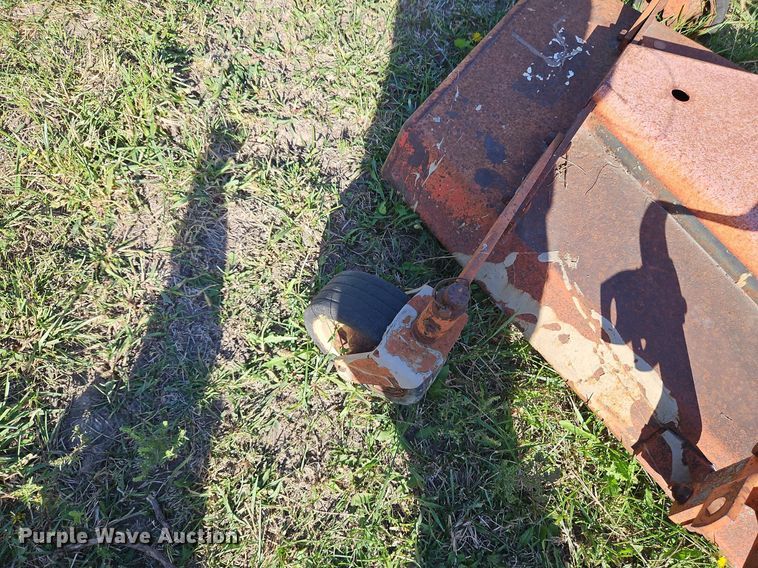 image for item LM9243 (2) finish mowers