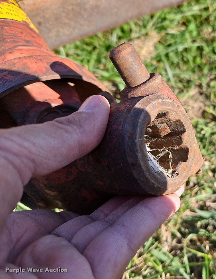 image for item LM9244 6' W rotary mower