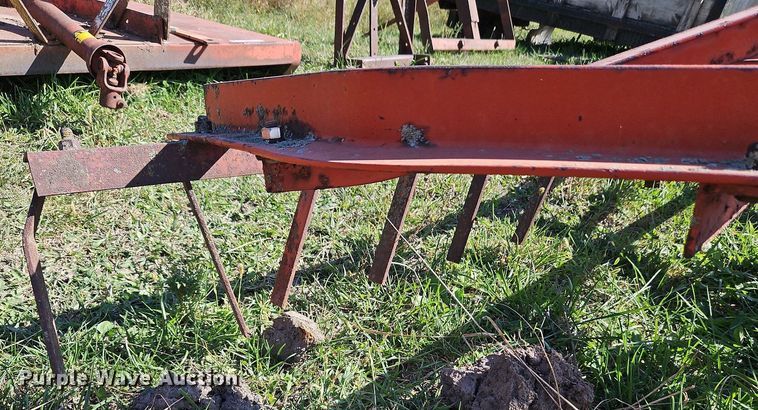 image for item LM9256 Independence  tandem disk