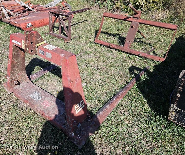 image for item LM9257 (3) bale spears