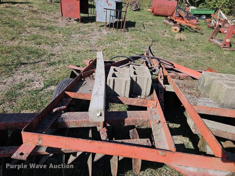 image for item LM9258 Tandem disk