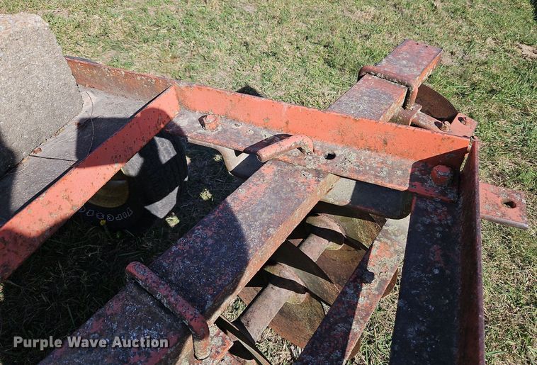 image for item LM9258 Tandem disk