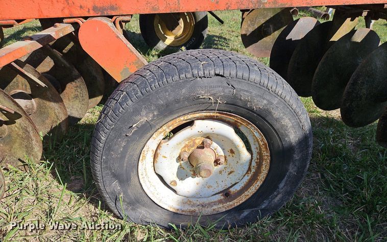 image for item LM9258 Tandem disk