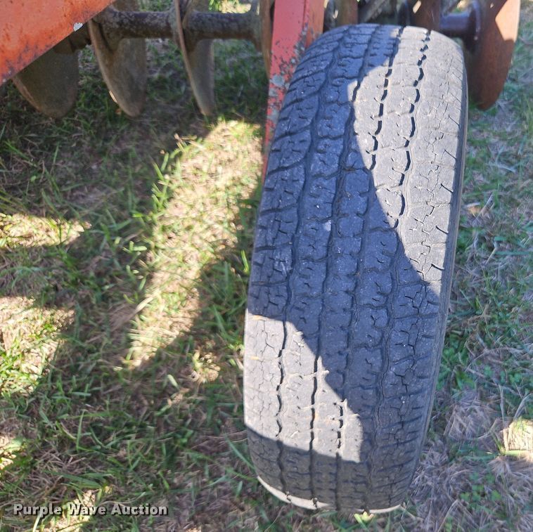 image for item LM9258 Tandem disk