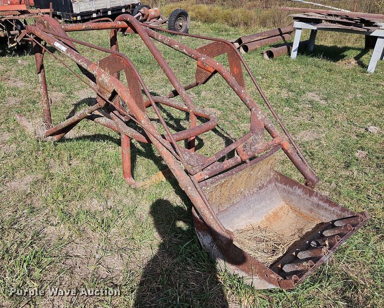 image for item LM9261 Loader