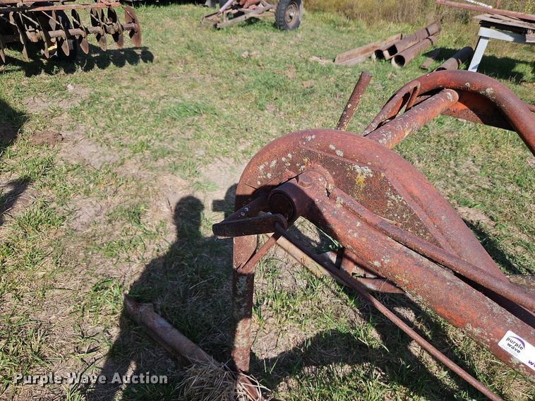 image for item LM9261 Loader